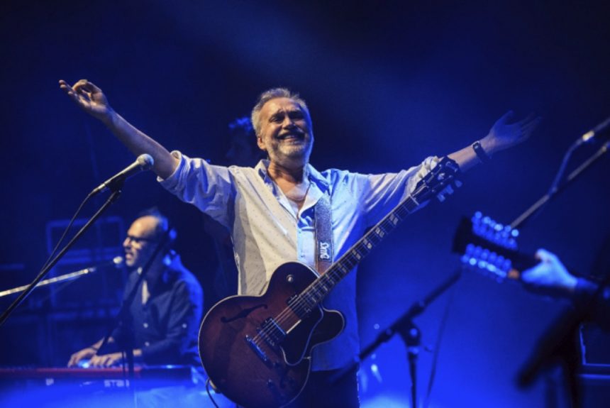 DAVID LEBÓN CORONÓ SU ÚLTIMO ÁLBUM JUNTO A AMIGOS EN EL GRAN REX