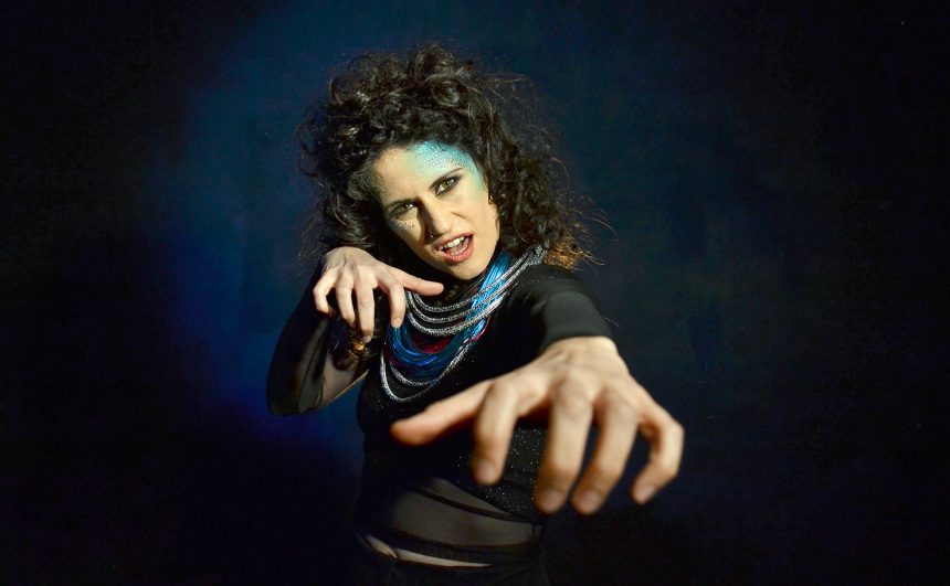 LAURA GALLO MUTA EN «JAGUARA» Y LO PRESENTA EN EL CAFF