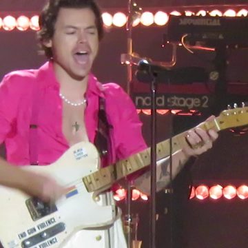 HARRY STYLES PRESENTA EL VIDEO DE SU GRAN VELADA EN EL FORUM DE LOS ÁNGELES