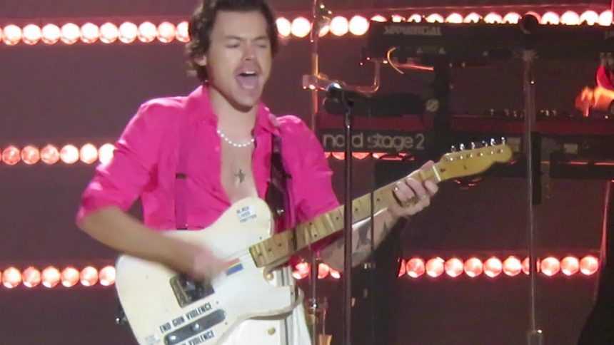 HARRY STYLES PRESENTA EL VIDEO DE SU GRAN VELADA EN EL FORUM DE LOS ÁNGELES
