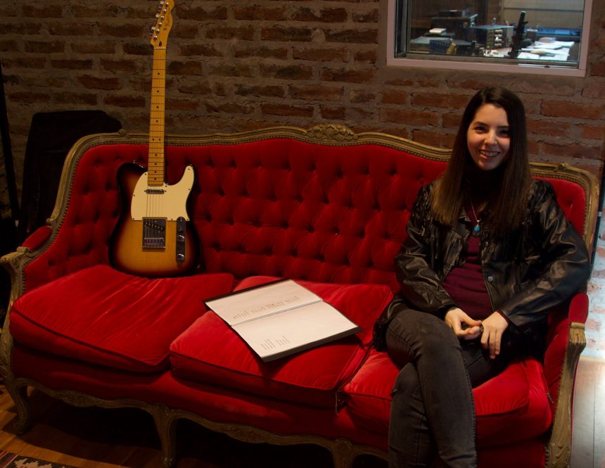 LA JOVEN PRISET Y SU EP «PELIGRO», ENTRE ROCK, FOLK, FUNK Y SOUL