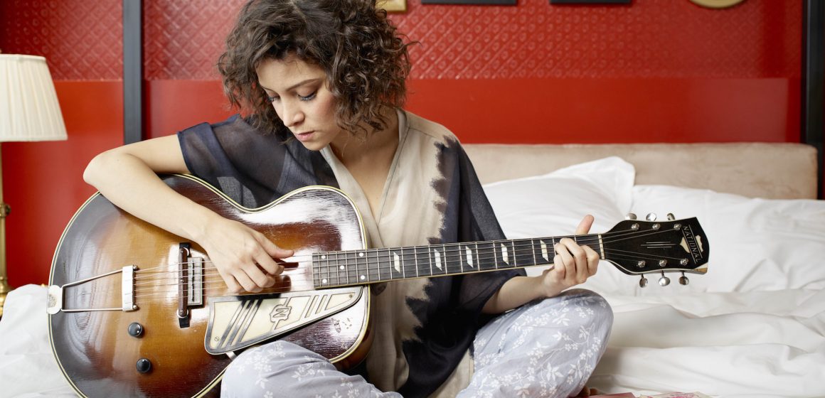 La guatemalteca Gaby Moreno se suma a «Dear Class of 2020»,  junto a Los Obama’s, Beyoncé y Alicia Keys entre otros