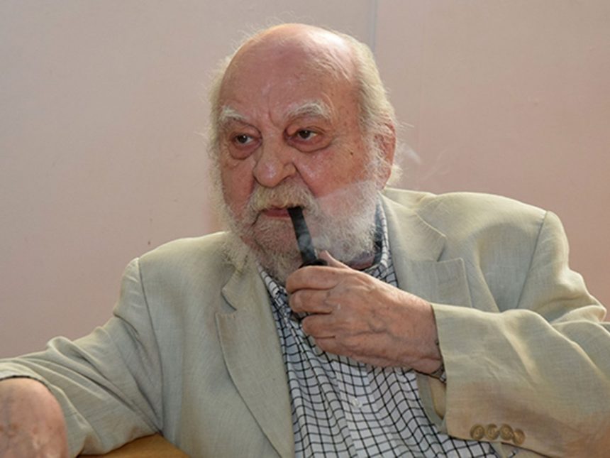 El genial dramaturgo Roberto Cossa, en el «Ciclo Conversaciones» del Cervantes Online
