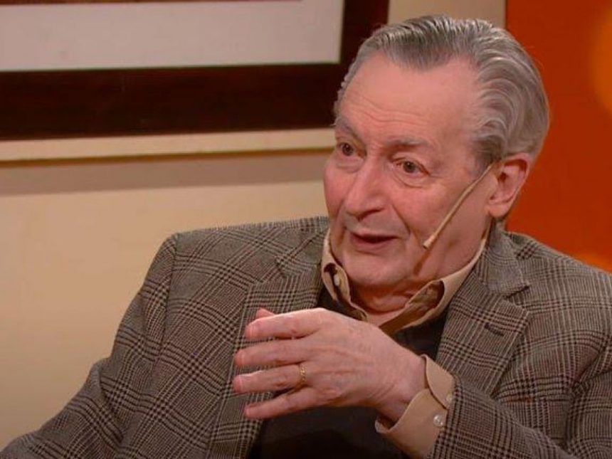 Un adiós al maestro Agustín Alezzo, actor y director de teatro argentino