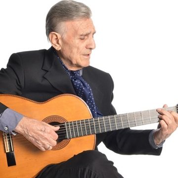 El legendario cantante de música criolla Enrique Espinosa, a los 83 años repasará parte de su carrera por Streaming