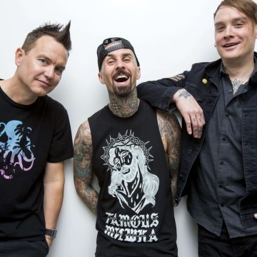 Blink-182 y su retrato de la cuarentena en «Quarantine»: «La canción trata sobre la tristeza, la confusión, la ira y la frustración que estamos experimentando en este momento»