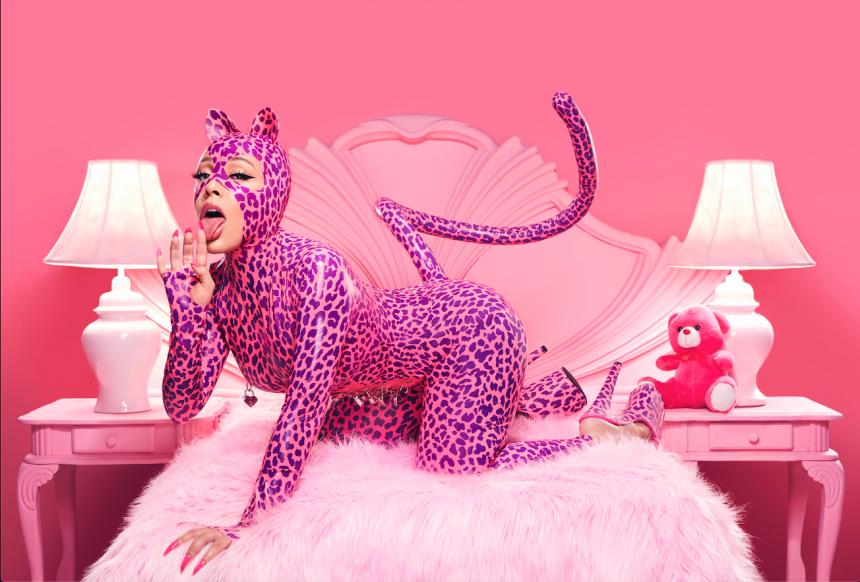 La estadounidense Doja Cat, con una trayectoria que cosecha éxitos musicales por doquier, entre rap y canciones pegadizas como la actual «Freak»