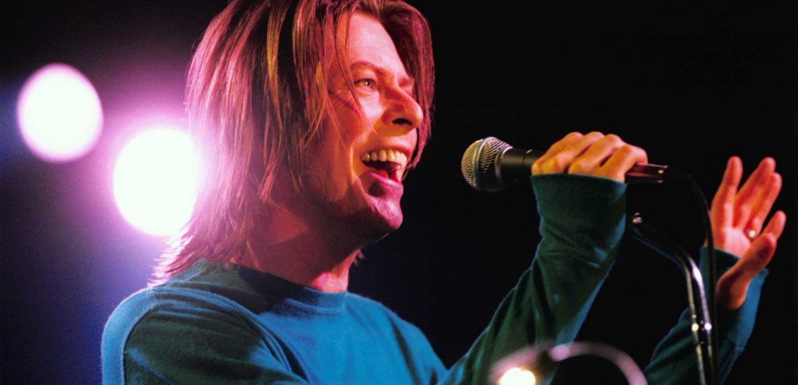 Detalles sobre «Something In The Air (Live París 99)», el nuevo álbum de David Bowie, a días de aparecer