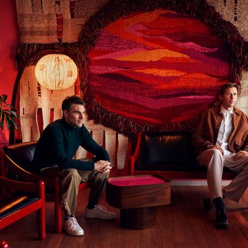 Los ingleses de Groove Armada  proponen danzar con «Lover 4 Now», anticipando así su inminente álbum de música electrónica