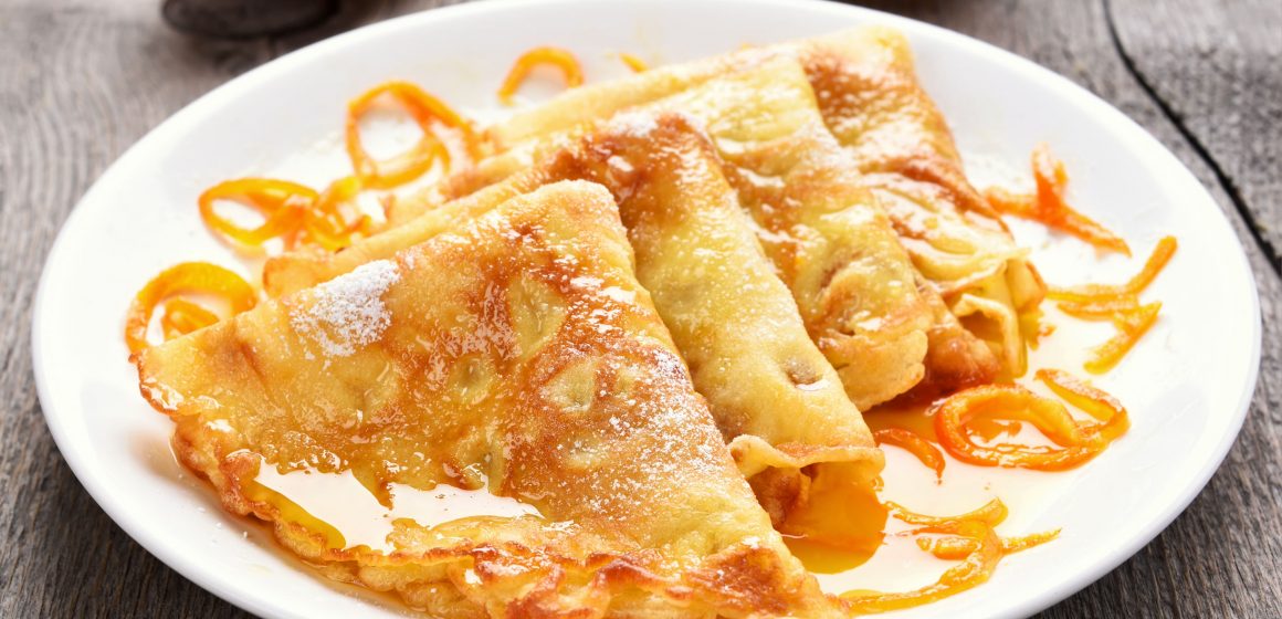 Crêpes Suzzete, un exquisito postre que nació en París tras un descuido del camarero principal en el contexto de un banquete de  realeza (por La Cocina del Chaucha)