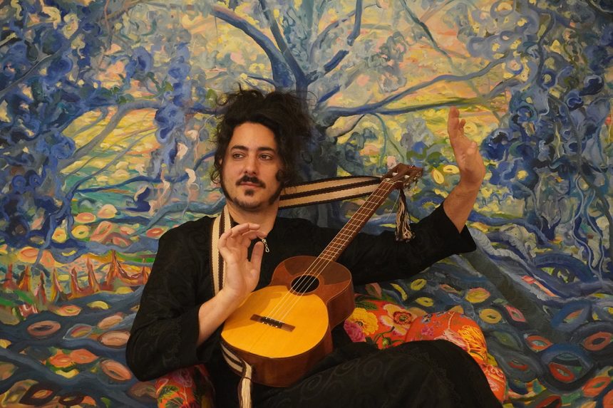 Guillermo Beresñak, sobre su álbum “A la sombra del árbol azul”: “Quise hacerlo en mi casa, de manera más relajada, que reflejase las cosas que decían las letras, de lo que estaba hablando”