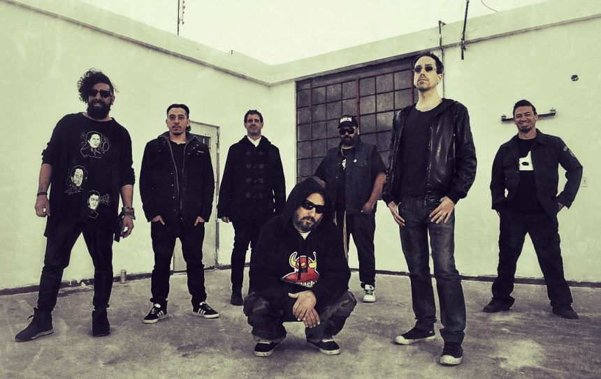 Proyecto Sirius rapea en pandemia con su video «En el barrio», donde retrata la vida de músicos independientes que se ganan la vida con diversos oficios para ganarse el pan