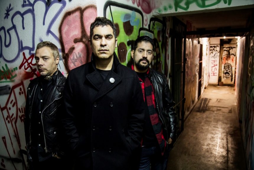 «La historia de Attaque x Attaque», un recorrido por sus canciones emblemáticas en un concierto web que la banda de ascendencia punk rock argentina ofrecerá desde Strummer bar