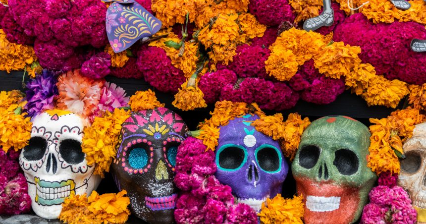 José Cuervo rememora El Día de Los Muertos, tradición mexicana,  en diferentes bares porteños, incluirá altares con flores