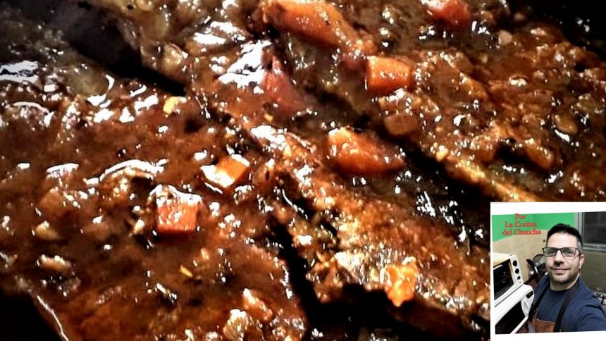 Ragú o Salsa Boloñesa, comida nacida en Europa cuando los hombres ricos de la cristiandad visitaban a sus hijos en la universidad y, a manera de gran evento, las amas de fonda preparaban el plato con cierta anticipación