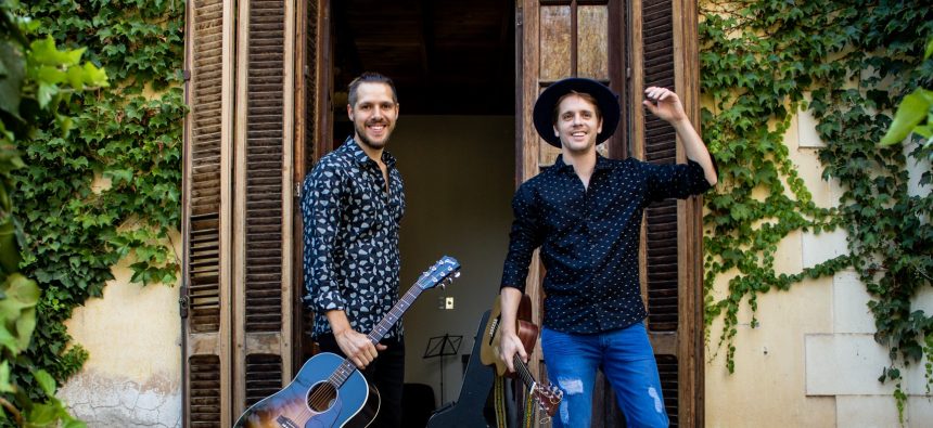 Desde Córdoba, Dos Cabezas y su álbum «Mantra», pop con influencias de ritmos latinoamericanos