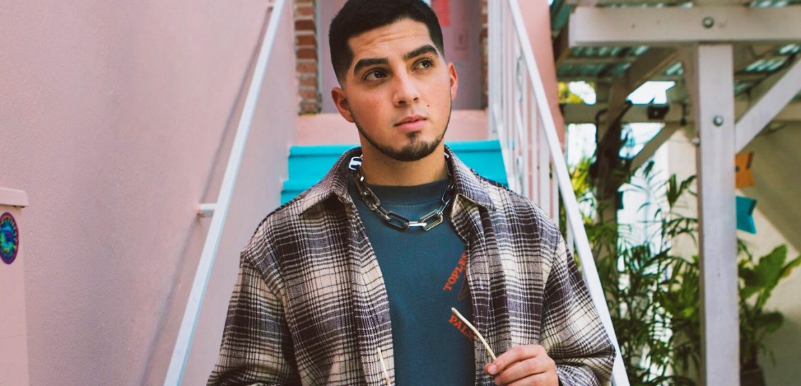 El joven talento chileno Mati Gómez sigue cosechando éxito con pop urbano a través de canciones como «Como nunca», en la que lo acompaña la cantante y YouTuber mexicana Bala