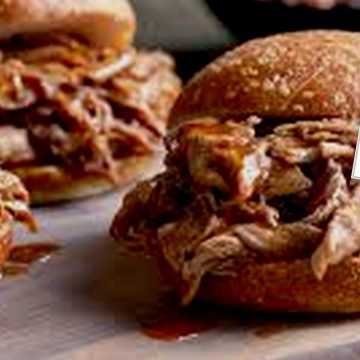 Pulled Pork, un tipo de barbacoa con carne de cerdo que tiene su origen en los nativos de Isla Española, entre Haití y República Dominicana, cuya preparación los colonos copiaron, aggiornaron y llevaron luego a las ciudades de  Florida y Alabama, en Estados Unidos