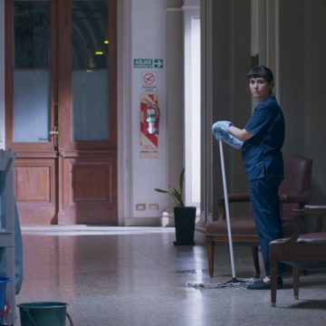 «Planta Permanente», un film que refleja la subsistencia de la clase trabajadora