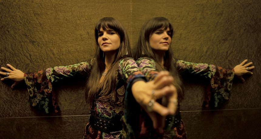 Con una cumbia con aires andinos, Barbarita Palacios le pone ritmo a «Piba Cumbia», una canción en la que participan la mexicana Julieta Venegas y Micaela Chauque, la sikarista y primera quenista mujer del NOA