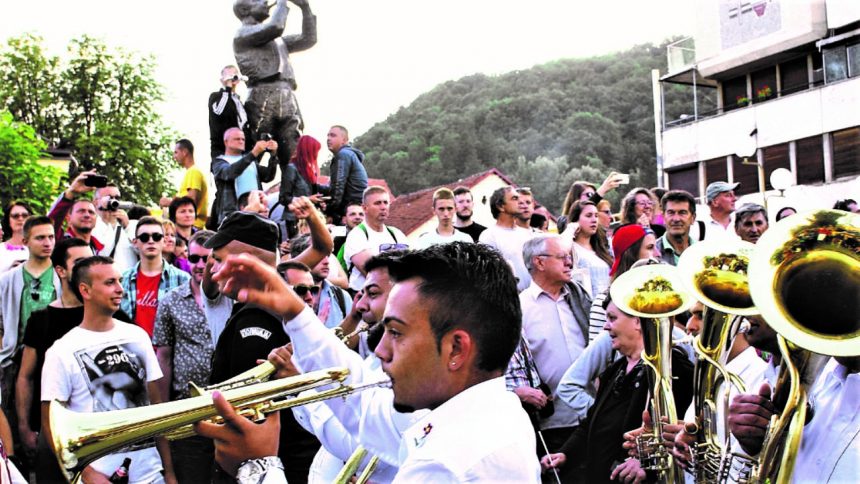 Informe especial: Serbia, la música y la guerra – Balcanes affair
