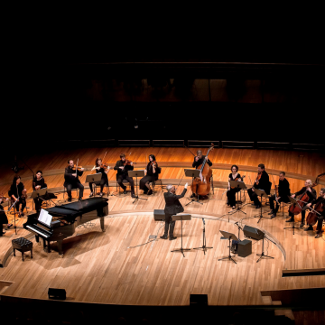 La Camerata Argentina cumple 10 años: «Nació como expresión social, trabajamos para hacer de cada región  un espacio de oportunidades para los jóvenes músicos», señala su director Pablo Agri