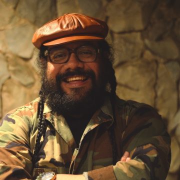 El ecuatoriano Antonio Vergara presenta su placa «IV», de rock y blues, con la participación de artistas argentinos como Ciro Fogliata y Semilla Bucciarelli, ex Redonditos de Ricota