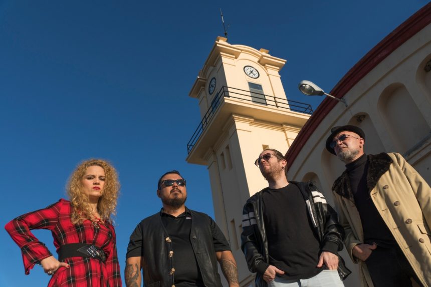Presentamos a la banda valenciana Ultraligero y su flamante placa «Cuaderno de Bitácora»