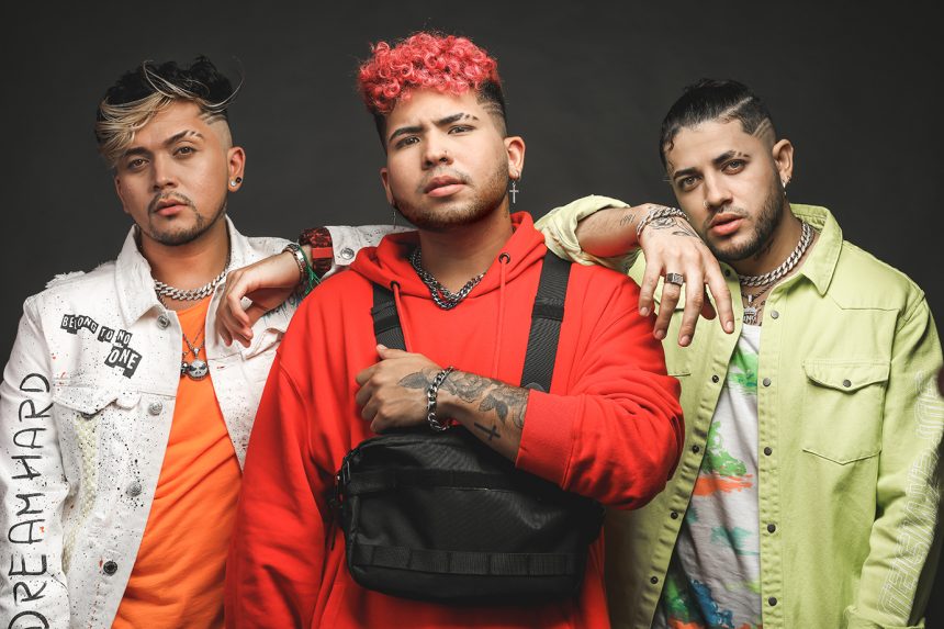 La banda panameña 4U comparte el video de su canción «Rompe»