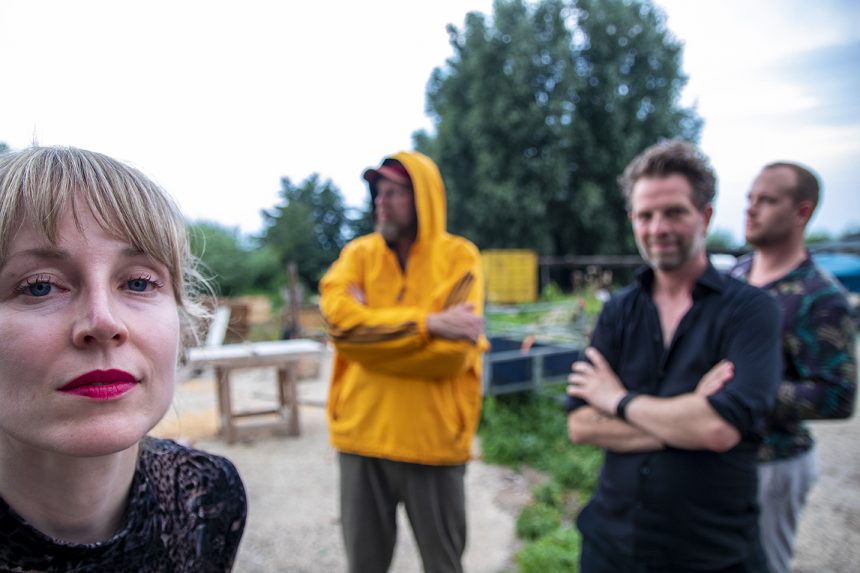 Desde Holanda, Cardboard Sundown: una propuesta indie pop folk con contenido social e ideológico en sus letras