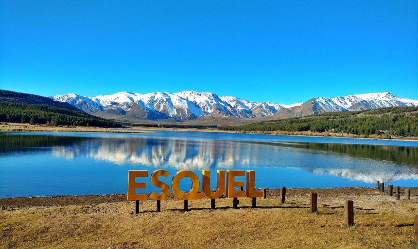 Turismo, salud e higiene: Esquel recibió el sello «Safe Travels» de cara a la temporada 2021