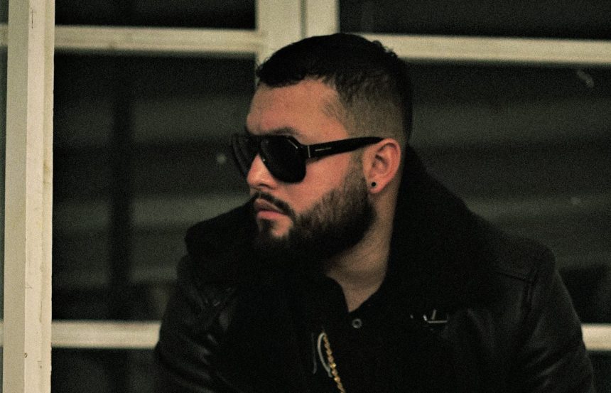 El artista ecuatoriano Landy García sigue cosechando éxito con su personal interpretación de música urbana