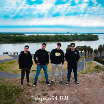 Desde Entre Ríos, la banda punk Uglys comparte su álbum «Esta conexión la hicimos con vos»: «Van a encontrar letras que hablan de historias de vida», asegura su cantante Pablo Trespadermez