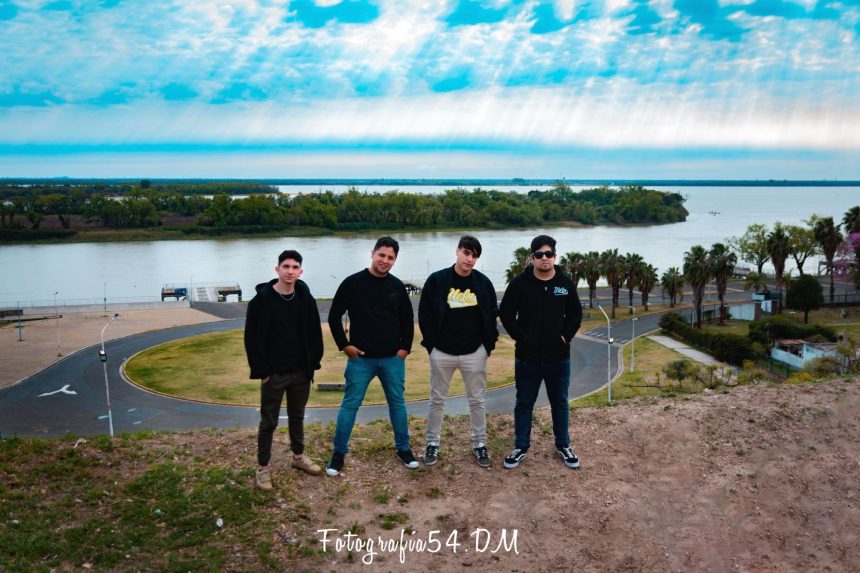 Desde Entre Ríos, la banda punk Uglys comparte su álbum «Esta conexión la hicimos con vos»: «Van a encontrar letras que hablan de historias de vida», asegura su cantante Pablo Trespadermez