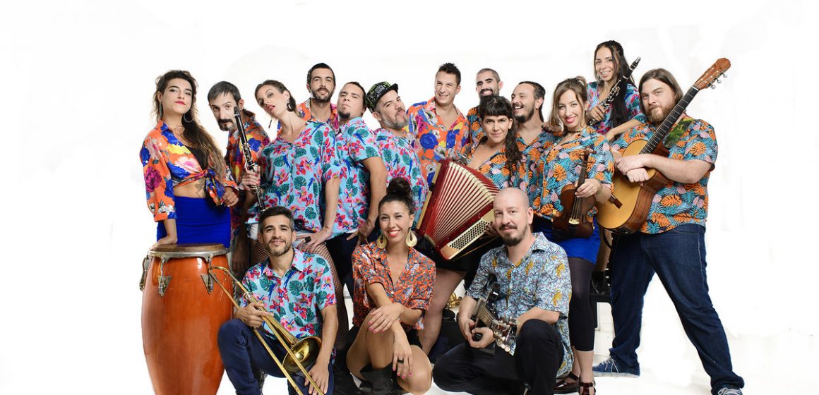 La Orkesta Popular San Bomba ft. Tifak para el videoclip de «Cumbia Palestina»