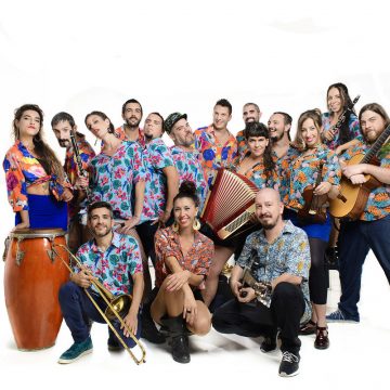 La Orkesta Popular San Bomba ft. Tifak para el videoclip de «Cumbia Palestina»