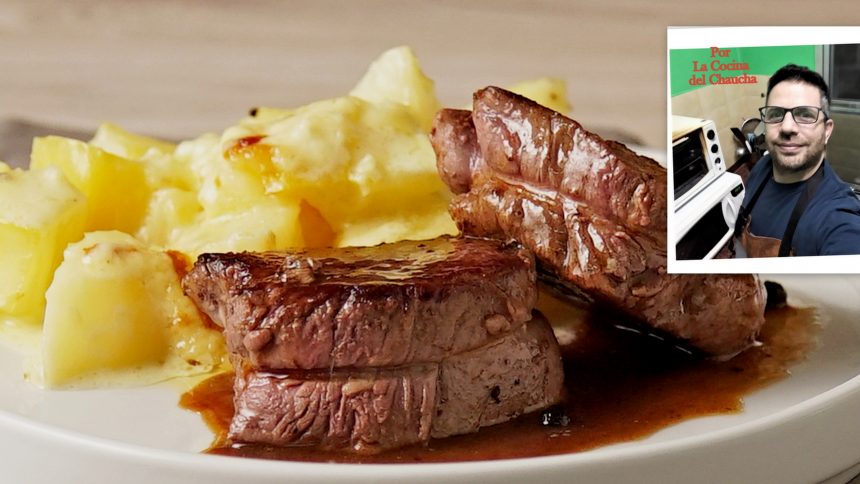 Lomo a la pimienta: el inventor de este corte de carne fue el cocinero del escritor y diplomático francés François-René Chateaubriand, quien a su vez se lo compartió a Napoleón Bonaparte