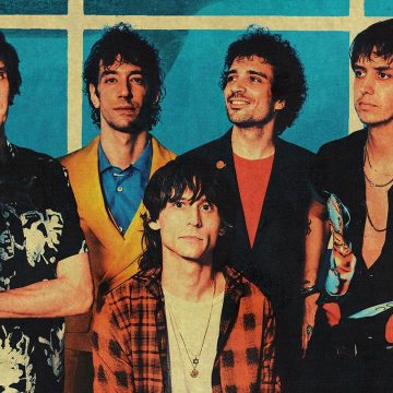 La banda neoyorquina The Strokes estrena el videoclip del tema «The adults are talking» dirigido por Roman Coppola