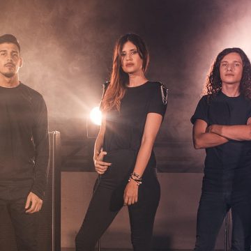 La música y cantante santafesina Mica Racciatti estrena el videoclip de su canción «Reacción»