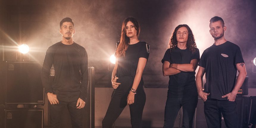 La música y cantante santafesina Mica Racciatti estrena el videoclip de su canción «Reacción»
