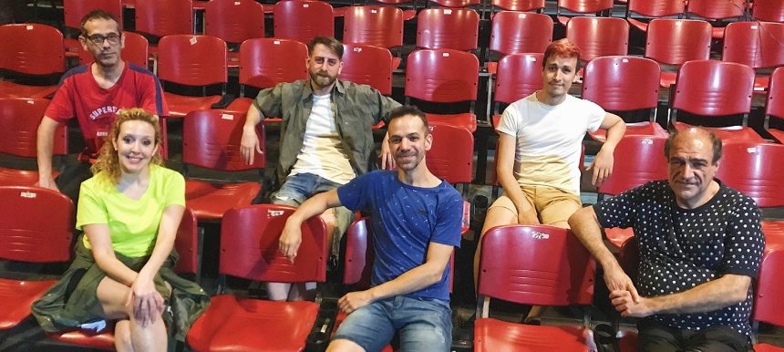 Musical: Talentosos actores recrean la leyenda inglesa sobre  Elizabeth I, la Reina Virgen, de quien se dice que en realidad era hombre