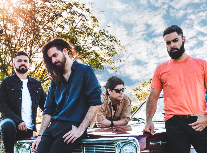 Desde Baradero, provincia de Buenos Aires, la banda de rock Alter aceita motores musicales para su esperado concierto vía streaming