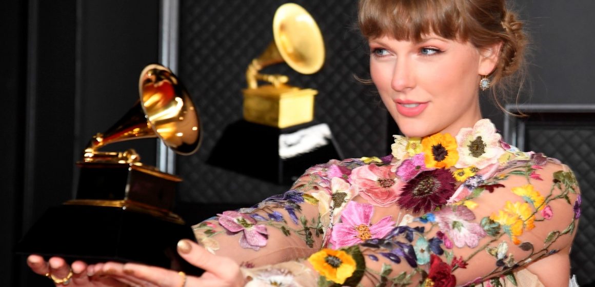 Grammy 2021: Taylor Swift se consagró como Álbum del año con “Folklore”, además de otras dos estatuillas; mientras que Beyoncé se convirtió en la artista con más premios de la historia. El argentino Fito Páez también fue galardonado