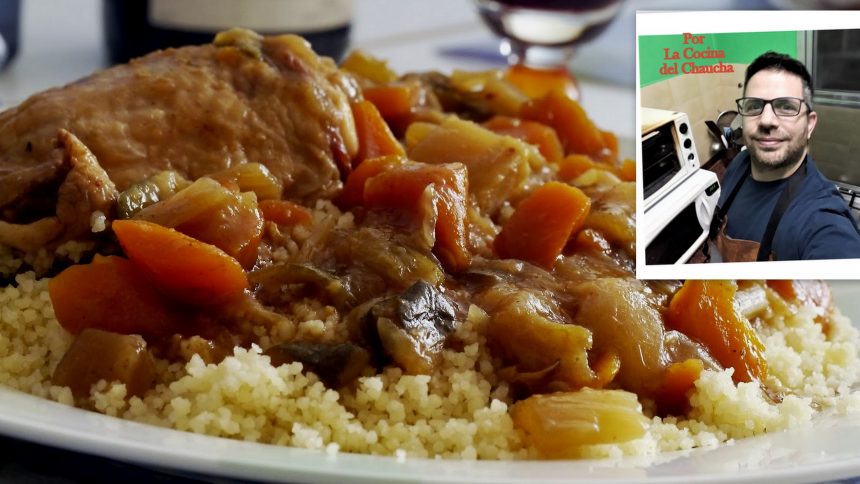 Gallo en chicha o Chicha andina: plato de El Salvador, preparado para ocasiones especiales o celebraciones festivas. Incluye gallo, chicha y panela. Su mezcla exótica cuenta con influencias europeas e ingredientes tradicionales de esa región centroamericana