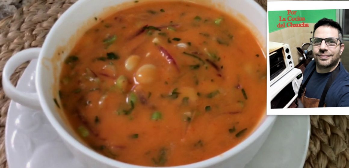 La Timbushca o Locro del monte es una preparación típica de las Sierras de Ecuador, una sopa, especie de locro, que se come muy caliente e incluye ingredientes como carne, maní, leche, achiote, papas y col. Su función, principalmente, es generar calorías importantes en zonas de alturas