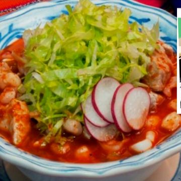 El Pozole es un plato típico mexicano que incluye granos de maíz, verdura, carne y sal. Siempre está presente en encuentros sociales de toda índole. Cuenta la historia que en las ceremonias en honor al dios azteca Xipe Tótec, se cocía maíz con carne de los guerreros sacrificados en los ritos solares