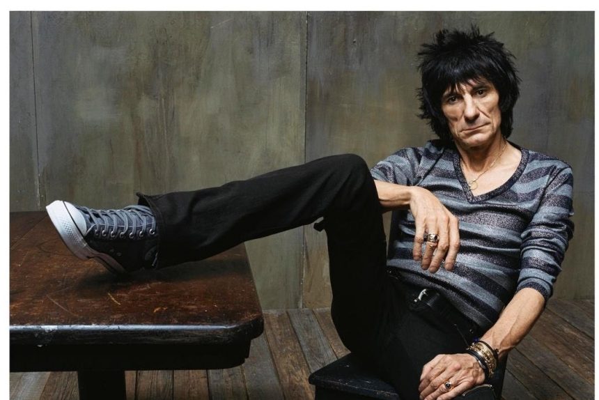 Ronnie Wood and the Ronnie Wood Band regresan al blues con la segunda entrega de su trilogía de álbumes en vivo: «Mr Luck – A Tribute to Jimmy Reed: Live at the Royal Albert Hall»: «Jimmy Reed fue una de las principales influencias de The Rolling Stones y de todas las bandas que aman el blues estadounidense desde esa época hasta la actualidad», expresa el guitarrista