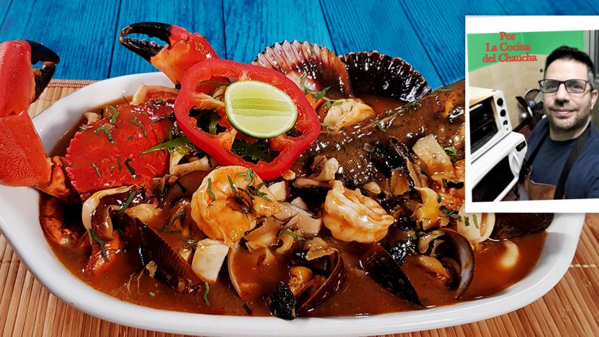 Parihuela, una sopa que nace entre los pescadores de Callao, Perú, con las sobras de pescados y mariscos como para paliar el hambre. En realidad su nombre se refiere a un armazón que sirve para transportar cosas entre dos o más personas, formado por dos barras horizontales entre las que está fijada una plataforma o cajón. Pero como se utiliza para el preparado del plato, también se escogió su nombre para la comida