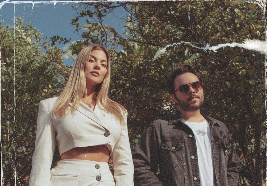 Desde Costa Rica, la banda pop Entrelíneas presenta su single «Otro verano», con participación de la modelo y cantante Laura Ortega: «La escribí pensando en esos amores de verano de la adolescencia. Tal vez ibas de vacaciones con tu familia y te enamorabas a primera vista de una persona que también andaba de vacaciones con su familia», relata Mau Madriz, cantante y guitarrista