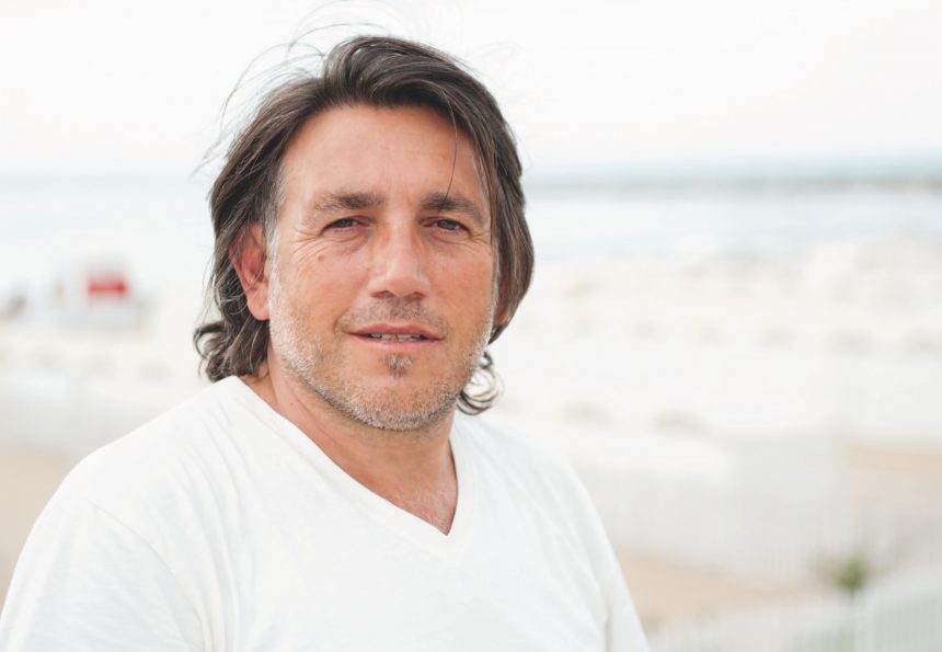 Pablo Baldini, responsable de NA Producciones, la empresa de eventos marplatenses, reanuda actividad: «Estamos pensando en entregar barbijos N95 a cada uno de los que asistan, habilitar un sector exclusivo para los vacunados con las dos dosis y toma de temperatura”, anticipa